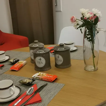 Rosso Melograno Apartament Maranello