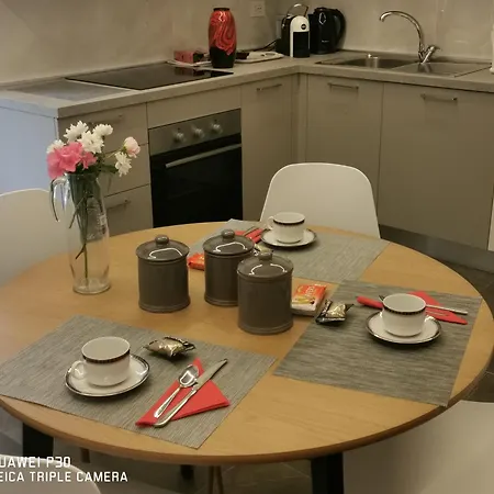 Rosso Melograno Appartement Maranello